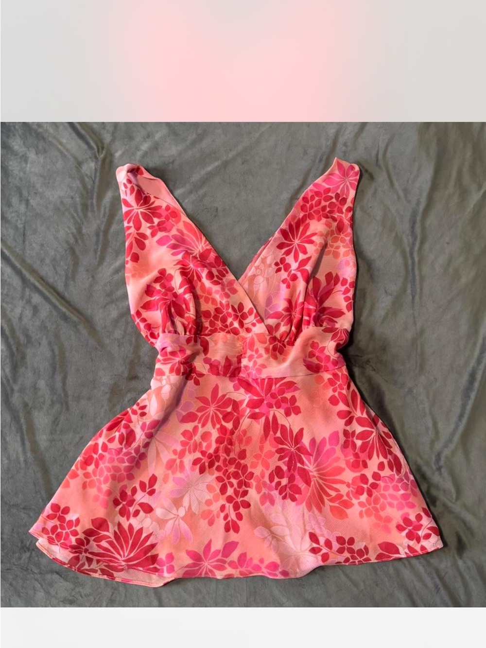 Mix it Pink Floral V-Neck Sleeveless Top